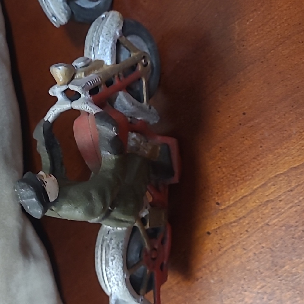 Vintage Cast Iron Patrol Men Set Motorcycle Figurines - Picture 2 of 8